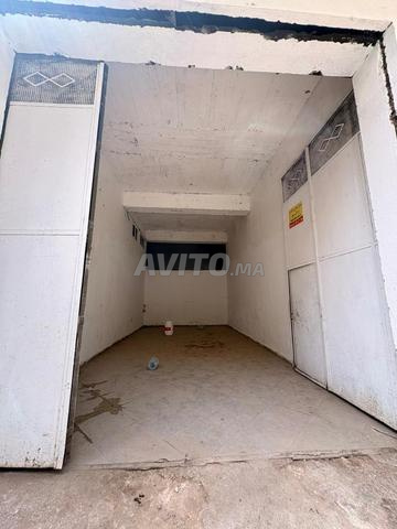 Vente de 2 locaux commerciaux contigus 253 m² - 2