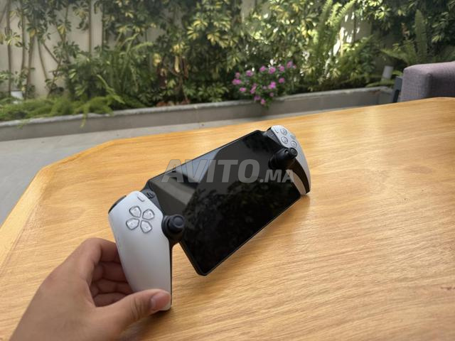 PS5 portable avec protection - 2