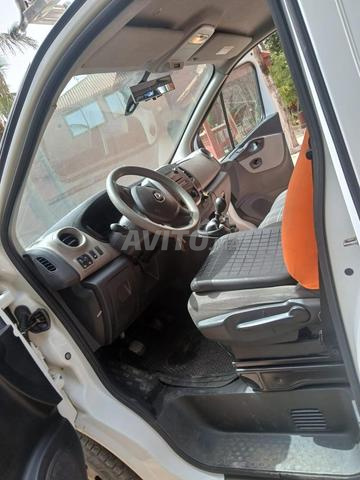 Renault Trafic 9 places Diesel 2015 à Casablanca - 2