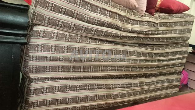 Bongets, tapis, coussins - 2