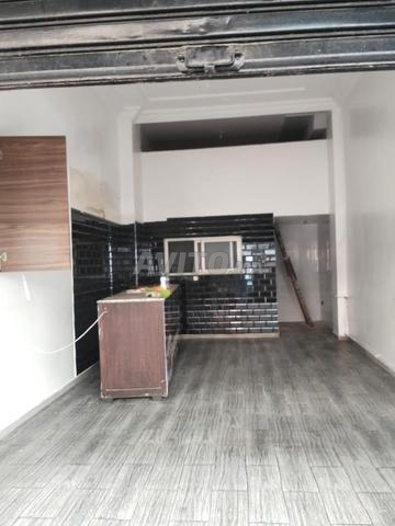 Magasin en location à 2 Mars 60 m² - 2