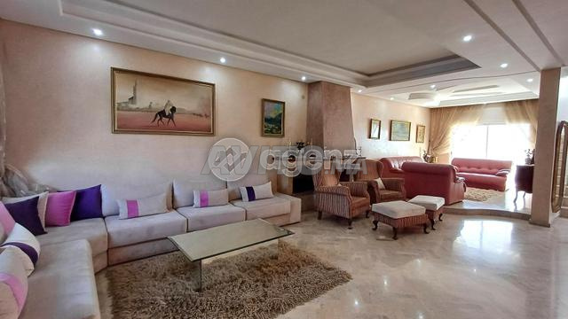 RBA-YA-1049 - Villa à vendre à Hay Al Fath