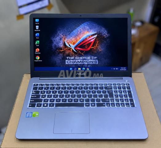 أسوس i7 الجيل السادس رام 8 ديسك SSD 500