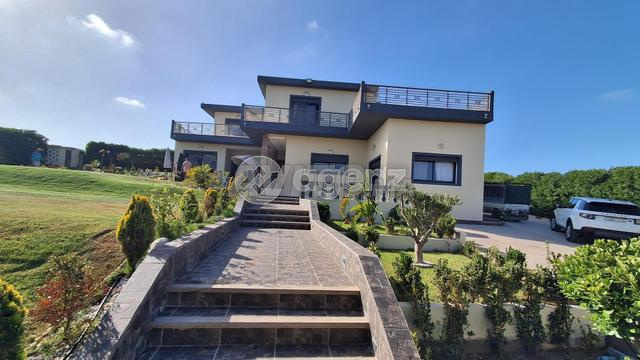 JAD-HA-1002 - Villa à vendre à El Jadida