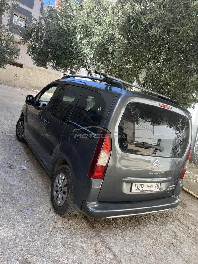 بيع سيارة من نوع سيتروين بيرليجو