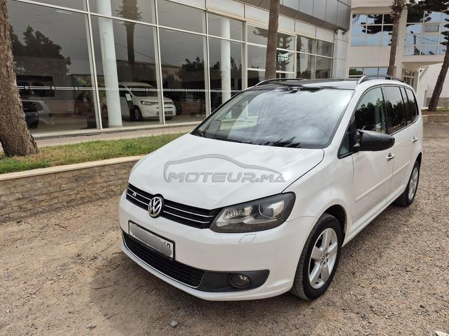 volkswagne touran 