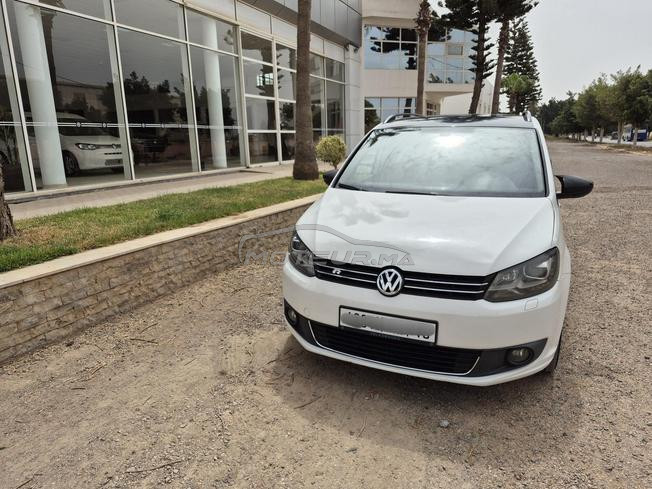 volkswagne touran 