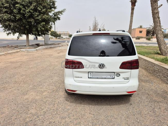 volkswagne touran 