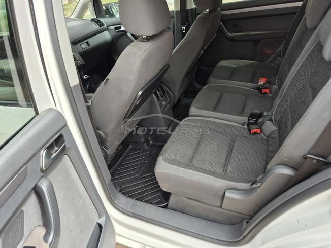 volkswagne touran 