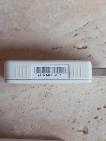 محول شبكة لاسلكي Epson ELPAP10 - 2