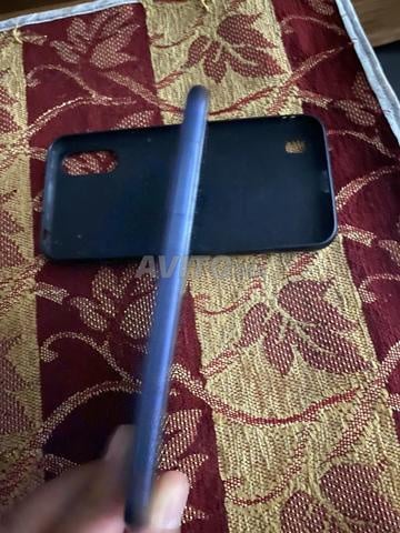Samsung Galaxy A01 neuf - 2
