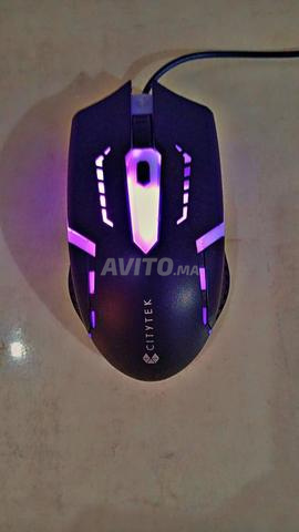 Souris gaming RGB filaire et tapis de souris offert - 2