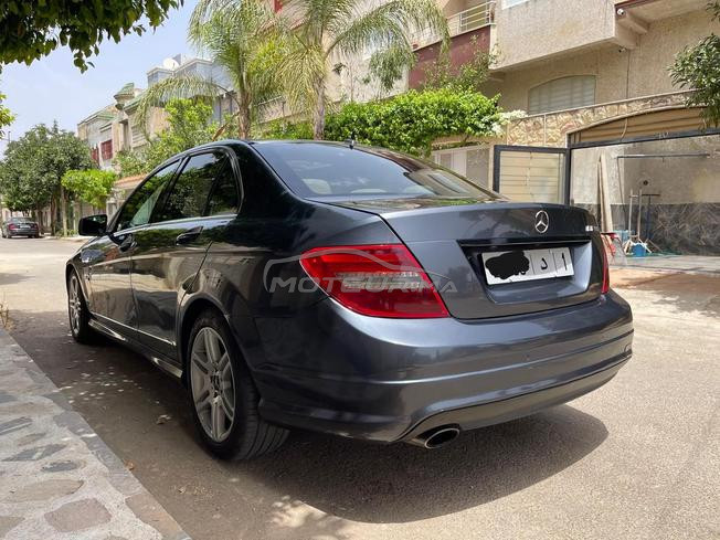 Mercedes-Benz 220 Diesel Automatique 2010 à Meknès