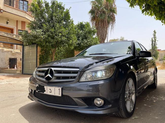 Mercedes-Benz 220 Diesel Automatique 2010 à Meknès