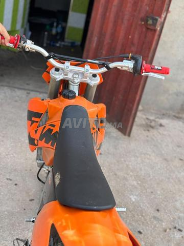 MOTO - 2