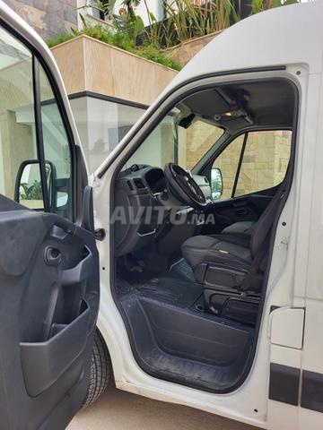 Renault Master Diesel Manuelle 2023 à Tanger - 2