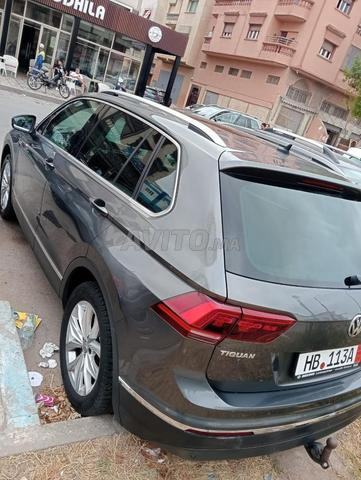 Volkswagen Tiguan - 2
