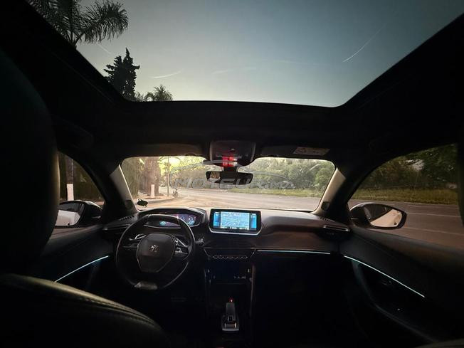 Peugeot 2008 Diesel Automatique 2022 à Casablanca