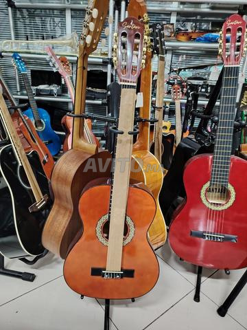 Guitare classique de qualité