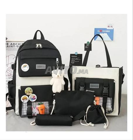 Ensemble de sacs tendance et élégants à vendre. - 2