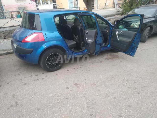 رينو ميجان كاسكيطة 2004 بحالة جيدة جدا - 2
