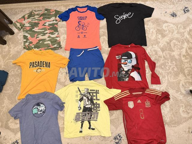Superbe lot de plus de 20 vêtements de qualité - 2