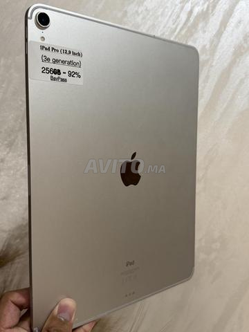 iPad Pro 12,9 pouces 3e génération 256 Go 92% - 2