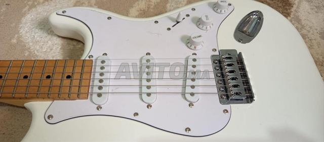 Guitare électrique - 2