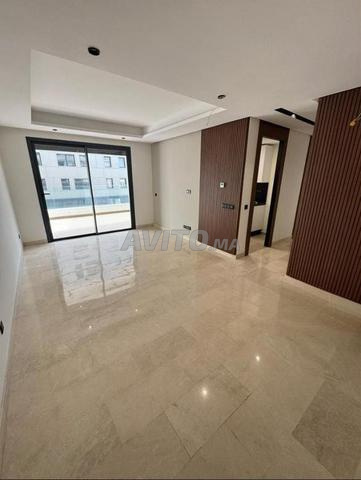 Appartement vide à Louer à CFC - 2