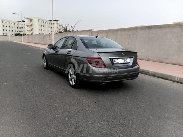 Mercedes 220 Dédouane 2011 reprise possible - 2
