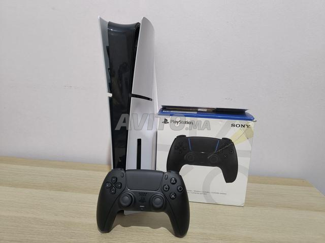 PS5 SLIM STANDARD VERSION 1tb Manette black - 2