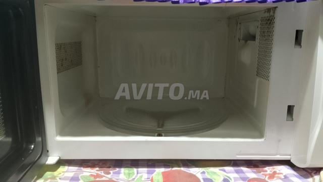 Micro-ondes à vendre et chauffe-eau Lahout négociable - 2