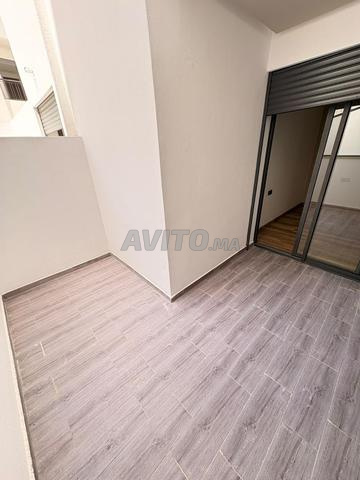 STUDIO VIDE À LOUER QUARTIER LES HÔPITAUX