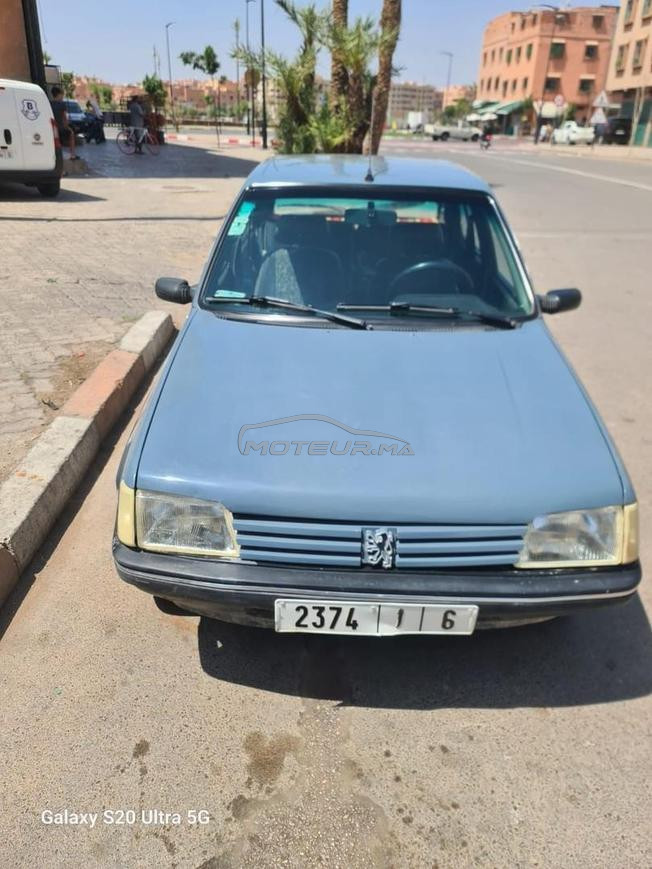 Peugeot 205 Essence Manuelle 1995 à Marrakech
