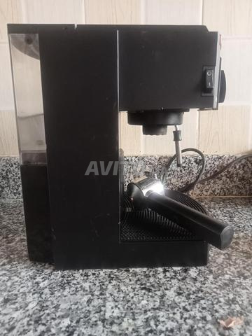 آلة قهوة Saeco Nespresso أصلية - 2