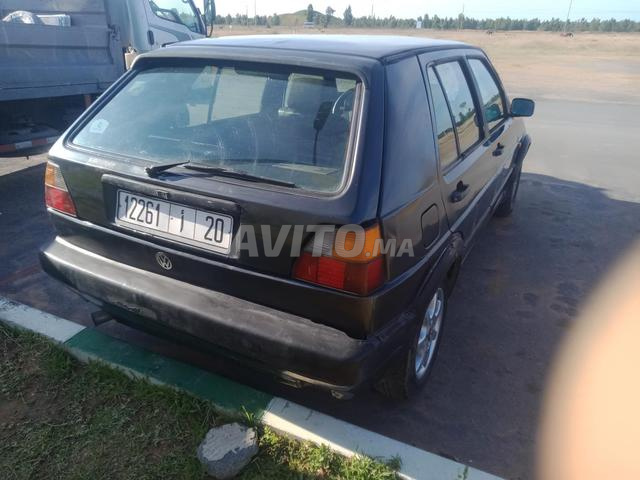 Volkswagen Golf - 2