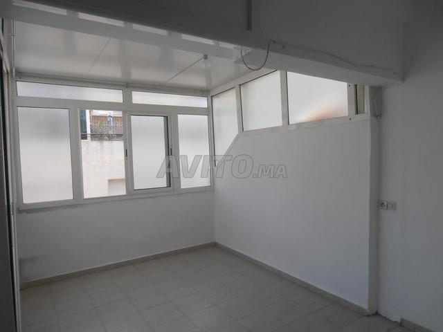 Appartement à louer 38 m² à Rabat - 2