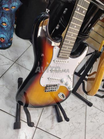 Guitare électrique de qualité - 2