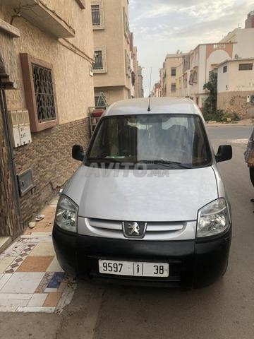 Peugeot Partner Diesel Manuelle 2006 à Agadir - 2