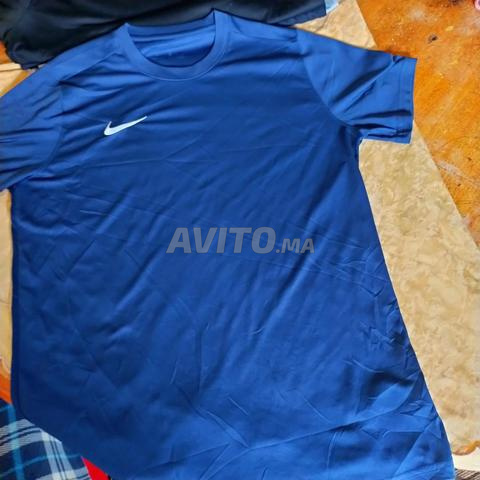 T-shirt Nike original taille XL - 2