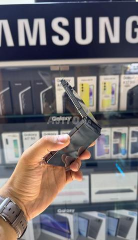 جالاكسي زد فليب 5 5G - 2