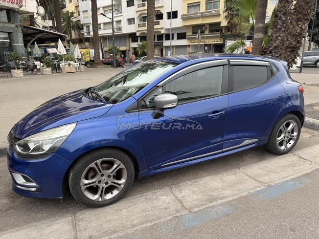 je me en vente mon voiture année 2016 mois 12