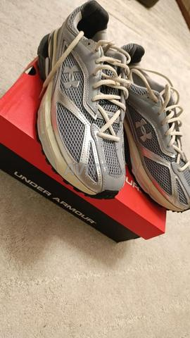 UNDER ARMOR UA Apparition taille 43 - 2