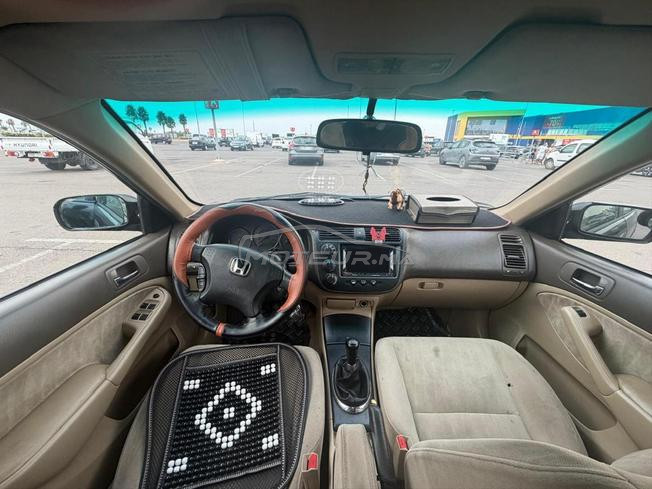 Honda civic modèle 2004 toute option 