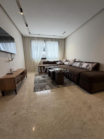 Studio à louer à côté de clinique chikh khalifa