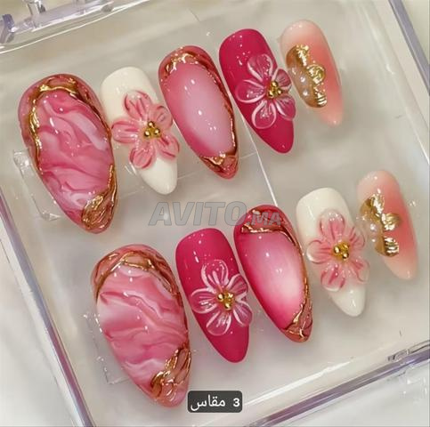 Ongles en trois tailles