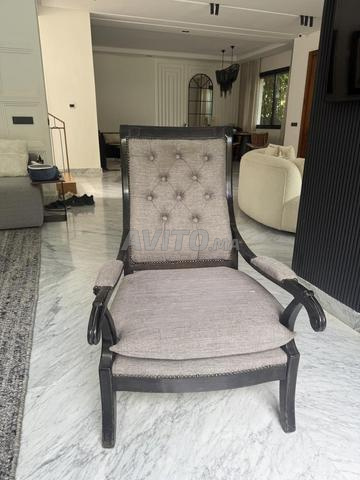 Chaise en bois massif - 2