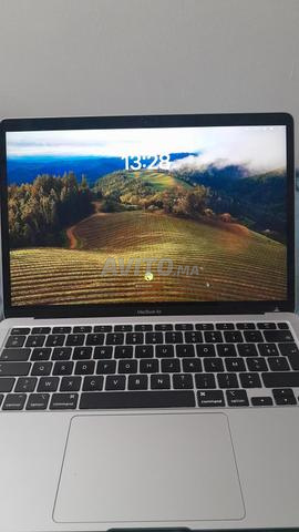 ماك بوك اير M1 2020 8 جيجا رام