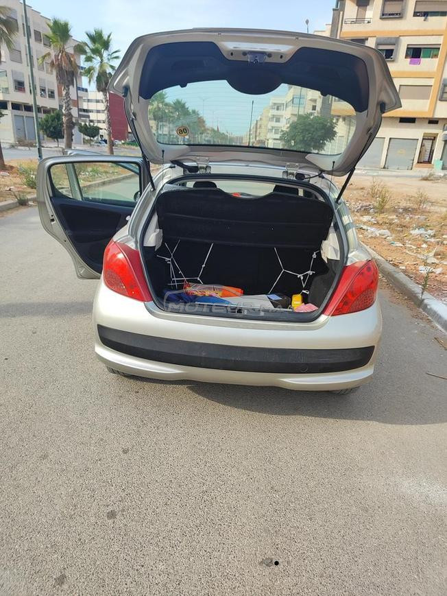 Peugeot 207 2006 essence 