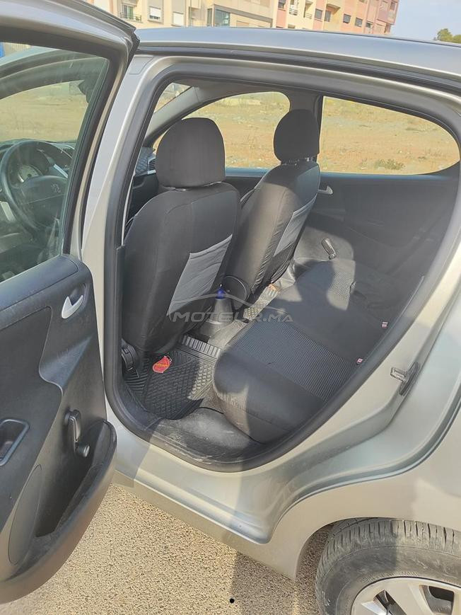 Peugeot 207 2006 essence 
